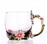 Чашка с ложкой MaxxMalus "Butterfly в3р", объем 330мл, цвет розовый